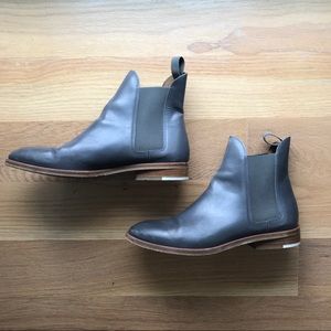 Everlane Women’s Grey Chelsea Boot